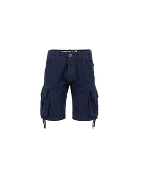 El pantalón corto Stream es una prenda versátil y con estilo que se puede usar en una gran variedad de ocasiones. Confeccionado con un material cómodo y transpirable, es perfecto tanto para un día en la playa como para una noche en la ciudad.