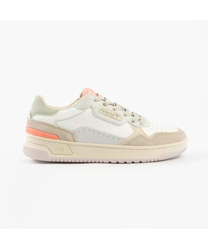 These casual women's trainers feature a leather and suede upper with breathable textile lining, rubber sole, and a low heel, ideal for comfortable everyday wear