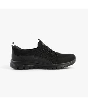 These casual low-top trainers feature a breathable synthetic and mesh upper with memory foam insoles and a rubber sole, offering comfort for everyday wear