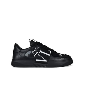 Zapatillas Valentino VL7N de piel de becerro negra.Siete bandas con logo VLTN.Contrafuerte de cuero negro con logo Valentino.Suela de goma.Made in Italy.