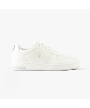 Calvin Klein low-top trainers feature a leather upper, textile lining, and rubber sole. Designed for comfort and breathability, with a lace-up closure and a casual style for everyday wear