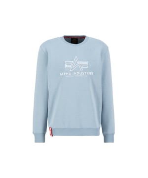 De regular fit en het geborduurde logo op de borst maken deze trui tot een comfortabele en stijlvolle keuze voor heren.