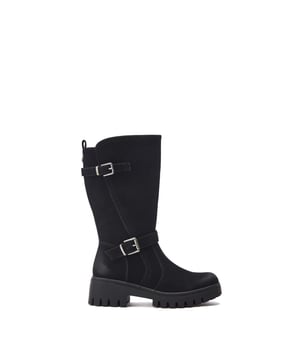 Feel your best in Farrar, the chunky boot with a double buckle design. The added elastic panel provides extra stretch to the fit whilst the zip ensures easy foot entry. Perfect for the cooler months, Farrar features faux fur lining for extra warmth. Complete with a soft padded leather sock for comfort all day long.