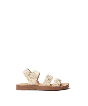 Slip into style with Kyomi. This summer-ready sandal features elastic straps for effortless wear and endless styling opportunities. Kyomi is set to be the season's go-to sandal.
