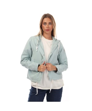 92% Polyester, 8% Nylon. Design: Unifarben. Mit Kapuze. Langärmlig. Bündchen: Schnappverschluss. Windschutzleiste. Kapuzenmerkmale: Kontrastfarbene Durchzugskordel. Taschenart: 2 Vordertaschen, Klappenverschluss, 1 Brusttasche. Durchgehender Reißverschluss. Saum: mit Kordelzug. 32 DE: 76,2 cm. 34 DE: 81,28 cm. 36 DE: 84 cm. 40 DE: 93,98 cm.