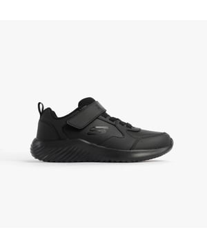 The boys' casual trainers feature a synthetic upper, textile lining, and rubber sole. Lightweight and comfortable with a low-top design, ideal for everyday wear
