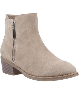 Embrace your Western flair with the Ingrid ankle boot in suede - perfect for nailing the cowboy trend this season with a stylish side zip and comfortable block heel. Feel good and walk away happy with our WorryFree water repellent protection.