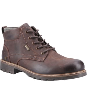 Inspired by the rolling hills and terrains that demand more from your footwear, Moreton is a rugged country work boot crafted with a premium waterproof leather upper and lightweight sole.