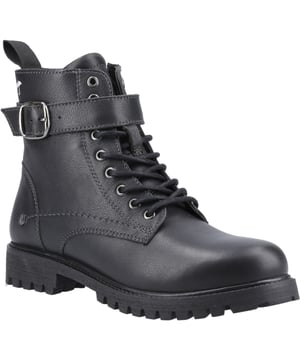 Discover new-season style with the Wanda Boot - a real leather ankle boot crafted with warm shearling lining, memory foam insole, lace fastening, and Weather Smart water resistant protection. Seriously cosy, it's designed for all-day comfort!