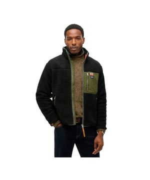 Polaire Superdry Retro Vintage Herren Schwarz Synthétique. Authentisches Kleidungsstück der Marke Superdry - Streetwear/Sportswear Design von Superdry - Fashion von Superdry für Herren, perfekt für den Alltag - Die schwarze Polaire von Superdry lässt sich hervorragend mit dem Rest Ihrer Garderobe kombinieren - komfortables synthetisches Material - klassisch - Retro Vintage -
