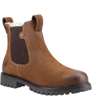 Erleben Sie zeitloses Design mit dem Wynter Boot - einem echten Leder-Chelsea-Boot mit Schaffellfutter, einer Memory-Foam-Einlegesohle und Weather Smart wasserabweisendem Schutz. Wirklich gemütlich und fachmännisch gefertigt, vereint Qualität und Stil.