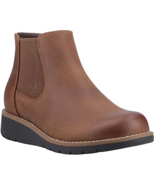 A modern twist on a Chelsea, the Leonie has a real leather upper, elastic for easy on and off, and a cosy fleece lining and memory foam insole to keep you comfy all day long