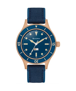 This Bulova Archive Series Mil Ships 150th Anniversary Edition Analogue Watch for Men is the perfect timepiece to wear or to gift. It's Bronze 41 mm Round case combined with the comfortable Blue Silicone watch band will ensure you enjoy this stunning timepiece without any compromise. Operated by a high quality Quartz movement and water resistant to 20 bars, your watch will keep ticking. Honoring Bulova’s military heritage and inspired by a rare 1957 U.S. Navy prototype, the Special Edition MIL-SHIPS Bronze marks Bulova’s 150th Anniversary with a tribute to innovation and craftsmanship. This Analogue watch is equipped with a Luminous Hands and a Screw Down Crown High quality Blue Silicone strap, measuring 21 cm in length and 18 mm in width, with a Buckle. Case diameter: 41 mm,case thickness: 14 mm, case colour: Bronze and dial colour: Blue