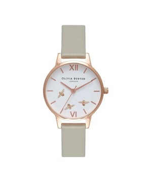 Sind Sie auf der Suche nach zeitlosem Stil und Prestige? Krönen Sie Ihre Eleganz mit den bekanntesten Uhrenmarken!
Weltbekannte Uhrenmarken, die als Symbole für Qualität und Eleganz gelten, sprechen mit klassischen und modernen Designs jeden Stil an. Ob Sie sie im Alltag oder bei besonderen Anlässen tragen, entdecken Sie Uhren, die in jedem Moment einen Unterschied machen. Wenn Sie ein Uhrenliebhaber sind, sollten Sie sich diese Gelegenheit nicht entgehen lassen! Die außergewöhnlichsten Modelle berühmter Marken, die die Zeit prägen, warten auf Sie. Schauen Sie sich jetzt unsere Kollektion an und wählen Sie das Modell, das zu Ihrem Stil passt!