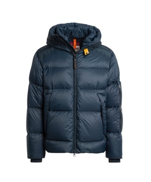 The Parajumpers Tyrik Dark Avio Navy Blue Down Jacket combines exceptional warmth with sleek, modern style. Crafted from 100% polyamide, this men's jacket offers durable protection against cold weather while maintaining a lightweight feel. Its rich navy blue color adds a sophisticated touch, perfect for both urban and outdoor settings. Designed for comfort and functionality, the down insulation ensures superior heat retention, making it an ideal choice for chilly days. Experience reliable warmth and timeless design with this premium jacket, expertly made to keep you comfortable and stylish throughout the season