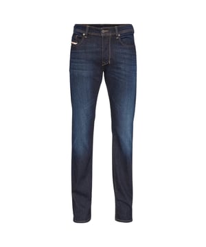 Entdecken Sie die dunkelblaue Diesel Tepphar-X Jeans - perfekt für alle, die Wert auf Stil und Komfort legen. Aus 98 % Baumwolle und 2 % Elasthan gefertigt, bietet diese Jeans die perfekte Mischung aus Strapazierfähigkeit und Elastizität und sorgt so für einen bequemen Sitz den ganzen Tag über. Die dunkelblaue Waschung sorgt für einen zeitlosen, vielseitigen Look, der zu verschiedenen Anlässen passt. Mit Liebe zum Detail und hoher Qualität entworfen, bietet diese Hose eine moderne Silhouette, die Ihre Garderobe mühelos aufwertet. Erleben Sie hochwertige Handwerkskunst aus Tunesien mit der Tepphar-X von Diesel, die klassischen Denim-Look mit modernem Komfort verbindet. Werten Sie Ihren Alltagsstil mit dieser unverzichtbaren Jeans auf