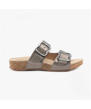 Nuestro modelo Tonga 64 garantiza una entrada confortable por medio de un Ilamativo cierre con hebilla. Adelboden ofrece un ajuste perfecto gracias al diseño AGO. El ancho G es ideal para los pies normales. ¡Especialmentepara tu tiempo libre disfruta el caminar con Tonga 64!