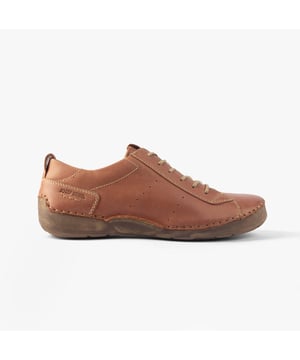 Estos zapatos informales de corte bajo presentan un upper y forro de cuero con un diseño transpirable, una suela de TPE y un cierre de cordones, ideales para un uso cotidiano cómodo.