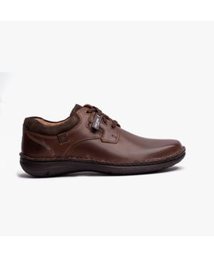 Estos zapatos informales para hombres cuentan con una parte superior y forro de cuero, un ajuste ancho, un diseño transpirable y una suela de poliuretano, ideales para un uso diario cómodo.