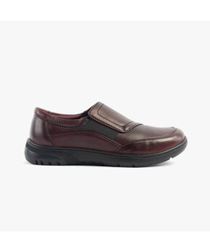 These women's casual shoes feature a leather upper, textile lining, rubber sole, and a touch fasten closure. Designed for comfort with a wide fit and low heel, ideal for everyday wear
