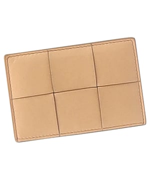 VINTAGE, RRP AS NEW
Make a stylish statement with the Bottega Veneta Intrecciato Card Holder in timeless beige leather. This card holder boasts the brand's iconic woven design that is synonymous with sophistication and quality. The compact size and practical layout make it an essential accessory for storing your cards with ease. From business cards to credit cards, this sleek and elegant card holder from Bottega Veneta will keep your essentials organized in style.

Bottega Veneta Intrecciato Card Holder in Beige Leather
Condition: Excellent
Signs of wear:  No sign of wear.
Packaging: None
Color: Beige 
Material: Leather 
Size: ONE SIZE
Measurements: Width: 10; Height: 80; Length: 115
SKU: NAPPUGBAC372896W