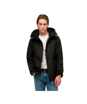 Superdry Ultimate Herrenjacke Schwarz Synthetik. Authentisches Kleidungsstück der Marke Superdry - Streetwear/Sportswear-Design von Superdry - Superdry Fashion für Herren, perfekt für den Alltag - Die schwarze Superdry- Jacke lässt sich ideal mit Ihrer Garderobe kombinieren - Bequemes Synthetikmaterial - klassisch - Ultimate -
