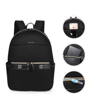 Stijlvolle rugzak voor onder de stoel - 40 x 30 x 14 cm Reis slim en stijlvol met deze compacte maar ruime rugzak, perfect formaat voor de vereisten van Ryanair en EasyJet onder de stoel. Met afmetingen van 40 x 30 x 14 cm biedt hij acht slimme opbergvakken met een slank en modern ontwerp - ideaal voor korte trips, zakenreizen of dagelijks woon-werkverkeer. Belangrijkste kenmerken: Door luchtvaartmaatschappijen goedgekeurde afmetingen: Speciaal afgestemd op de afmetingen onder de stoel van Ryanair, EasyJet en de meeste grote luchtvaartmaatschappijen - u hoeft geen extra te betalen voor bagage boven uw hoofd. Hoogwaardig geïmporteerd PU-leer: Duurzaam en elegant, met een premium look en langdurige prestaties. Waterdichte bescherming: Voorzien van een waterdichte PU-laag en een waterdicht zijvak om uw spullen droog en veilig te houden. Grote interne capaciteit: Ruim genoeg voor laptops, tablets, kleding en dagelijkse benodigdheden, met goed georganiseerde compartimenten. Opbergvak aan de voorkant: Snel toegankelijk voorvak voor telefoon, paspoort, zonnebril of reistickets. Draagcomfort: Ergonomische banden en een lichtgewicht constructie maken hem perfect voor lange dagen onderweg. Eenvoudig en elegant ontwerp: Strakke look die geschikt is voor zowel casual als professionele gelegenheden. Of je nu een vlucht neemt of naar je werk gaat, deze rugzak is je perfecte lichtgewicht handbagage-maatje.