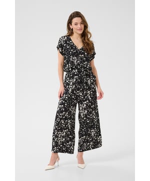 Loose fit,Elastische Taille,Midi-Länge  Schonwäsche 30°, Nicht bleichen, Nicht im Trockner trocknen, Liegend trocken im Schatten, Warm bügeln max. 150° C, Professionelle Reinigung.  100% Viskose (LENZING™ ECOVERO™)