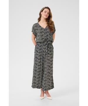 Fijne was 30°, niet bleken, niet in de droger drogen, Liggend laten drogen in de schaduw, koud strijken max. 110° C, Chemisch laten reinigen.  100% Viscose (LENZING™ ECOVERO™)