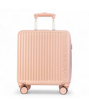 Reis licht en slim met deze compacte handbagagekoffer, gemaakt van duurzaam ABS en polycarbonaat. Hij is goedgekeurd door luchtvaartmaatschappijen, stijlvol en gebouwd voor gemak. Kenmerken: Sterke ABS+PC-behuizing – Lichtgewicht en slagvast TSA-slot – Veilig en luchthavenvriendelijk 360° draaibare wielen – Soepele, stille beweging Telescopische handgreep – Comfortabele grip Georganiseerd interieur – Verdeler en elastische banden Afmetingen: 44 x 38 x 22 cm Gewicht: ca. 2,32 kg Inhoud: 28 l Geschikt voor: EasyJet, Ryanair, WizzAir en de meeste luchtvaartmaatschappijen
