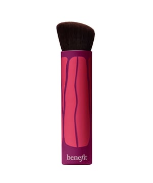 Elevate your makeup game with the Hoola WaveMaker Cream Bronzer Brush. This essential tool is designed to enhance your bronzing experience, ensuring a flawless look every time. Featuring a unique angled, dome shape, this brush effortlessly glides bronzing balms and creams onto your skin. Made with soft, dense synthetic bristles, it delivers a smooth, natural finish that mimics a sun-kissed glow without the need for a beach. Ideal for pairing with Hoola Wave bronzing balm, this brush is your ticket to achieving that radiant, beachy look effortlessly.
