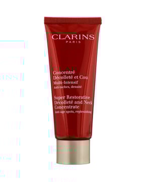 Revitalize your skin with the Clarins Super Restorative Décolleté and Neck Concentrate. This powerful formula harnesses the benefits of plant extracts to enhance the texture and appearance of your skin. Its lightweight, non-greasy consistency ensures quick absorption, providing an instant lifting effect that smooths and softens. Perfectly crafted for women aged 45 and above, this concentrate targets visible signs of aging. For optimal results, apply once or twice daily to reveal a firmer, more youthful décolleté and neck.