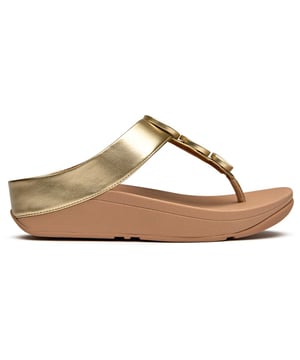 Womens gold Fitflop halo metallic sandals, manufactured with synthetic and a rubber sole. Featuring: micro wobbleboard sole, fitflop branding, comfort straps, heel height 4cm and halo front trim.