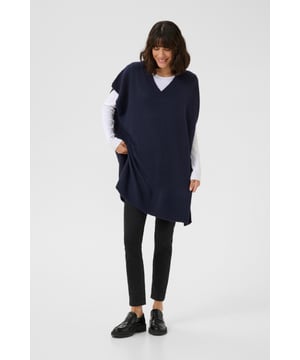 Loose fit,Ärmellos  Extra schonwäsche 30°, Nicht bleichen, Nicht im Trockner trocknen, Liegend trocken im Schatten, Kalt bügeln max. 110° C, Trockenreinigung  97% Polyester,3% Elasthan