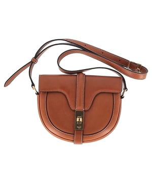 VINTAGE, RRP AS NEW
The Celine Besace Small 16 Bag in tan calfskin is a masterclass in minimalist luxury. Crafted from buttery-smooth leather and detailed with gleaming gold-tone hardware, this shoulder bag is compact yet functional—with an adjustable crossbody strap and smart interior card slots. The structured flap design and signature turn-lock closure reflect Celine’s timeless Parisian aesthetic.


Celine Besace Small 16 Bag in Tan Calfskin Leather
Condition: very good
Signs of wear: No retail tag, No visible sign of wear., 
Packaging: Box, Dust bag
Color: Brown | ochre
Material: Leather | calfskin leather
Size: One Size | One Size
Measurements: Width: 50; Height: 150; Length: 180
SKU: NAPPUGBBA506610W