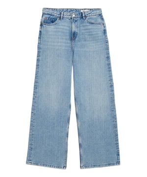 These wide-leg jeans are crafted from soft-handle denim for a fluid, slouchy feel. They're designed with a flattering mid-rise waist and a button and zip fastening. A stylish addition to your casual wardrobe, they're complete with practical pockets and belt loops.

Short 28" | Reg 30" | Long 32/33".