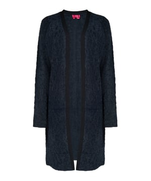 Maxi-Pullover mit langen Ärmeln und weichem Flauschstoff. Mit dem Long Cardigan erhalten Sie ein bequemes, legeres Outfit für jeden Tag. Langer Schnitt, lange Ärmel und eine flauschige Oberfläche machen den Pullover zum perfekten Begleiter für kühlere Tage.  Strickjacke