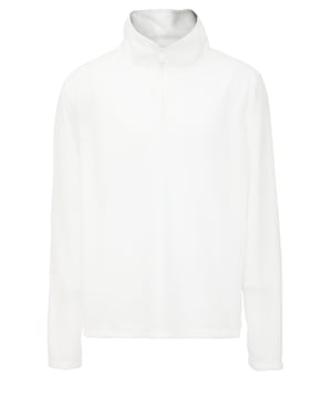 Entdecken Sie unseren Fleece-Pullover mit hohem Kragen und halbem Reißverschluss für müheloses An- und Ausziehen. Mit langen Ärmeln sowie verstärktem Bündchen und Saum für zusätzliche Langlebigkeit. Der weiche Stoff bietet Wärme und Komfort – perfekt für entspannte Ausflüge oder Outdoor-Abenteuer in kühleren Klimazonen. Der Stehkragen sorgt für zusätzliche Gemütlichkeit, wenn er vollständig geschlossen ist.  Fleecepullover