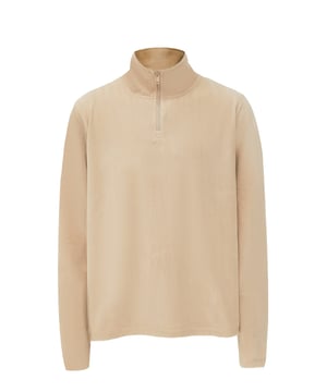 Entdecken Sie unseren Fleece-Pullover mit hohem Kragen und halbem Reißverschluss für müheloses An- und Ausziehen. Mit langen Ärmeln sowie verstärktem Bündchen und Saum für zusätzliche Langlebigkeit. Der weiche Stoff bietet Wärme und Komfort – perfekt für entspannte Ausflüge oder Outdoor-Abenteuer in kühleren Klimazonen. Der Stehkragen sorgt für zusätzliche Gemütlichkeit, wenn er vollständig geschlossen ist.  Fleecepullover