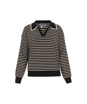 Stylish and comfortable, the sweater from the Maritime Collection is the perfect choice for lovers of casual and timeless fashion. The loose-fit model with a characteristic polo collar and long sleeves guarantees maximum comfort and freedom of movement. The dropped shoulder line gives it a fashionable, casual look, while the knitted structure and classic striped pattern emphasize its nautical character. Perfect for everyday wear. This sweater is the essence of everyday fashion with a touch of seaside ease.  Pullover
