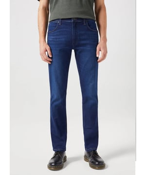 GB - Wrangler - Greensboro Night Shade - 80% Cotton, 18% Polyester, 2% Elastane - 80 % Baumwolle, 18 % Polyester, 2 % Elasthan