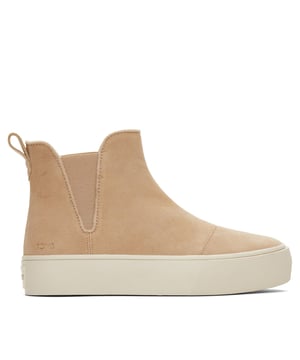Suede upper.Pull on closure.OrthoLite® EcoLT-Hybrid™ insole.Vulcanized rubber sidewall and outsole.
