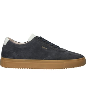 Sneaker (low) van het merk Blackstone. In de kleur BOULEVARD. Gemaakt van Suede met een voering van Leather. Deze schoen is gemaakt met een Cup zool.