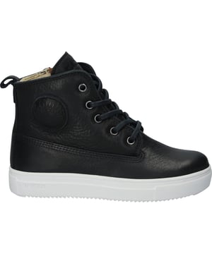 Der Aspen Pal Sneaker für Kinder: Er zeichnet sich durch sein ikonisches und authentisches Design, hochwertiges Leder und ein weiches und komfortables Innenfutter auf unserer bequemen Laufsohle aus. All das verleiht dem hohen Sneaker die perfekte Passform und Flexibilität für die Kleinen!