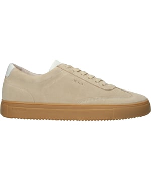 Sneaker (low) van het merk Blackstone. In de kleur BLEACHED SAND. Gemaakt van Suede met een voering van Leather. Deze schoen is gemaakt met een Cup zool.