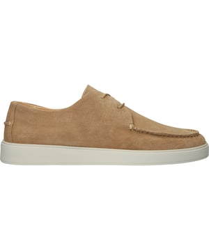Sneaker (low) van het merk Blackstone. In de kleur SOUL. Gemaakt van Suede met een voering van Leather. Deze schoen is gemaakt met een Cup zool.