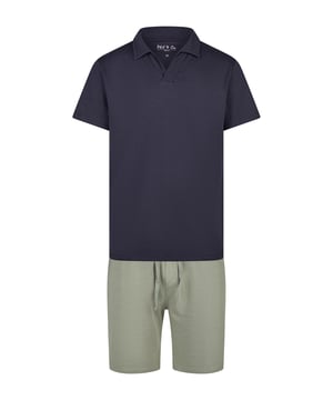 Cómodo pijama de Phil & Co. Berlín. El pijama tiene un corte amplio, holgado y acogedor. La cintura muy elástica y suave ejerce poca presión y hace que sean cómodos de llevar. Los conjuntos se componen de un pantalón y un top en diferentes diseños.
