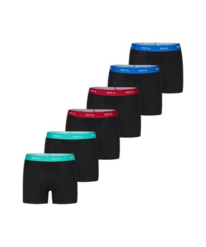 Calzoncillos en un paquete múltiple de Phil & Co.; ¡para todos aquellos a los que les gusta ir cómodos! Los conjuntos constan de seis calzoncillos retro en diferentes diseños. Los bañadores, diseñados con cariño, añaden variedad a tu armario. La mezcla de materiales de suave algodón y cómodas fibras elásticas garantiza el mantenimiento de la forma y la comodidad. Los calzoncillos no tienen costuras molestas en la zona del asiento. La cintura ancha en contraste da el toque final a los calzoncillos y garantiza que no se deslicen y permanezcan en su sitio, incluso bajo presión.