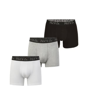 Trunks in een multi-pack van Phil & Co; voor iedereen die van comfortabel houdt! De sets bestaan uit drie retro shorts in verschillende designs. De liefdevol ontworpen zwembroeken voegen variatie toe aan je garderobe. De materiaalmix van zacht katoen en comfortabele stretchvezels garandeert vormbehoud en comfort. De shorts hebben geen irriterende naden bij het zitvlak. De brede contrasterende tailleband geeft de shorts de finishing touch en zorgt ervoor dat de shorts niet afzakken en blijven zitten waar ze horen, zelfs onder druk.