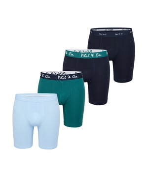 Ontdek onze retroshorts met lange pijpen voor heren in een praktische multi-pack van Phil & Co. Berlin. Bestel je nieuwe favoriete ondergoed vandaag nog en ervaar zelf de onverslaanbare prijs-kwaliteitverhouding waar Phil & Co. Berlin bekend om staat. Deze betaalbare herenslips bieden uitstekend comfort. De aangename katoenmix is zacht voor je huid, garandeert vormbehoud en biedt maximaal comfort. Deze shorts zijn vrij van irriterende naden bij het zitvlak. De brede contrasterende tailleband geeft de shorts een aantrekkelijke look en zorgt ervoor dat ze goed blijven zitten zonder in te snijden. Om krassen of jeuk te voorkomen, heeft Phil & Co. bewust afgezien van vervelende labels en de wasinstructies direct op de stof gedrukt.